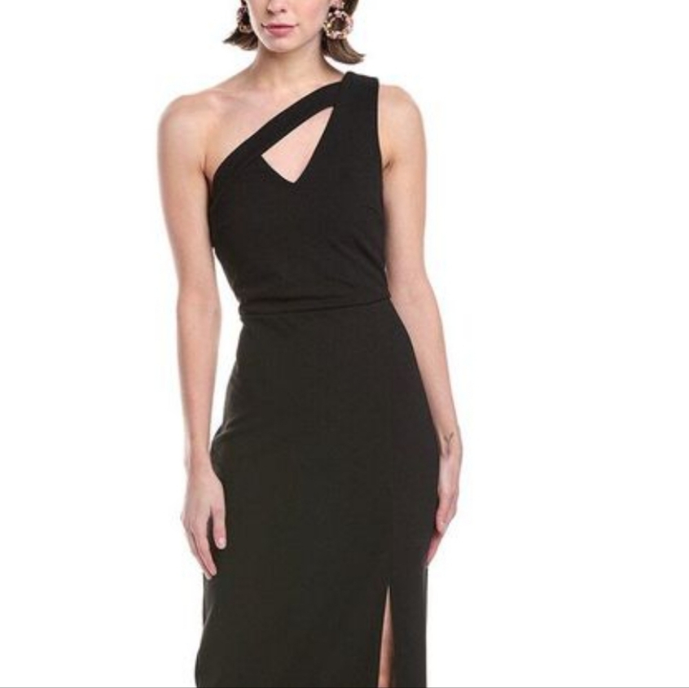 Elegant Black One-Shoulder Dress
